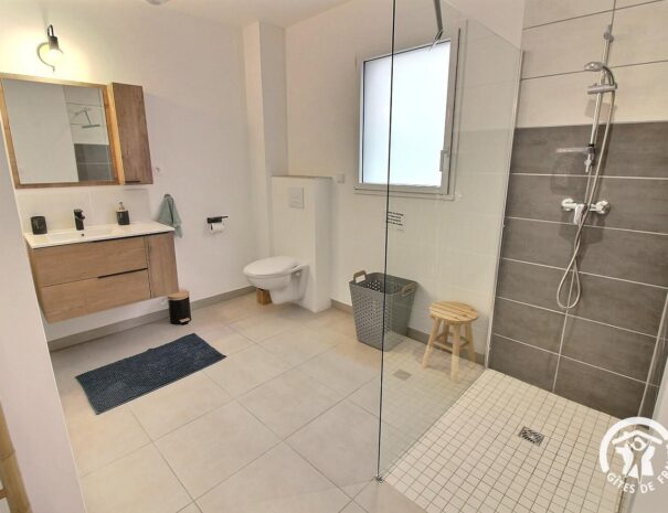 la-belle-helene-salle-de-bain-a